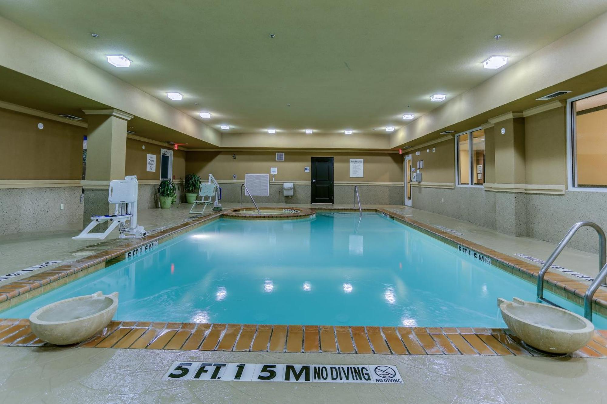 Holiday Inn Express Hotel & Suites Huntsville By Ihg Luaran gambar